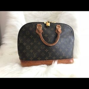 Louis Vuitton Alma bag PM